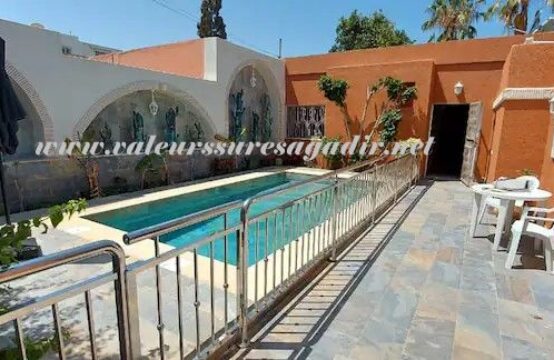 Villa avec piscine centre Agadir